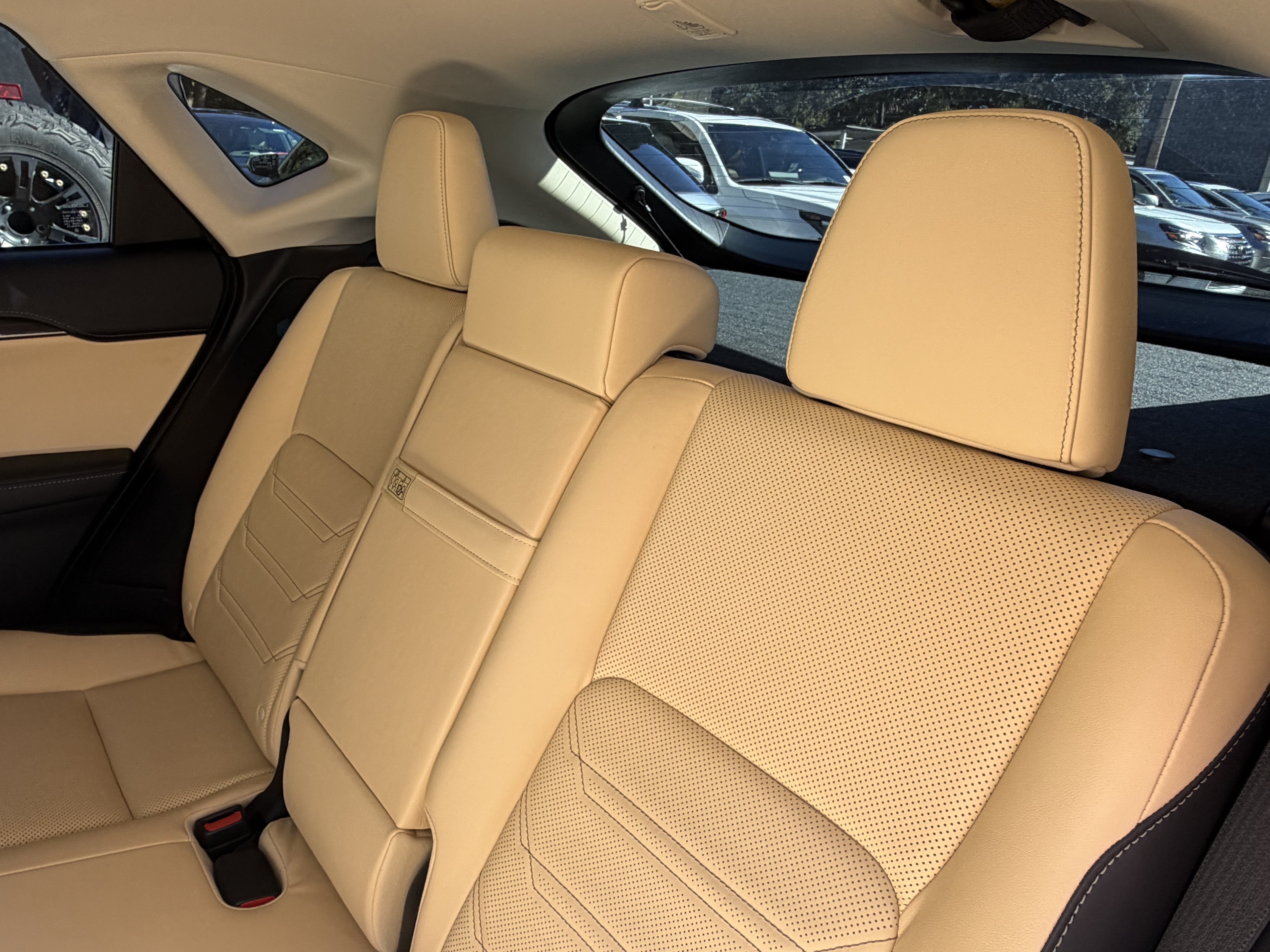 Used 2015 Lexus NX 200t FWD w/ Luxury Package image 33