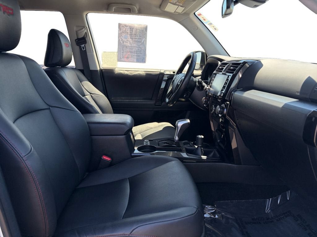 Used 2023 Toyota 4Runner TRD Off-Road Premium AWD/4WD image 17