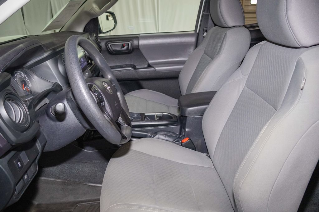 Used 2022 Toyota Tacoma SR AWD/4WD image 12