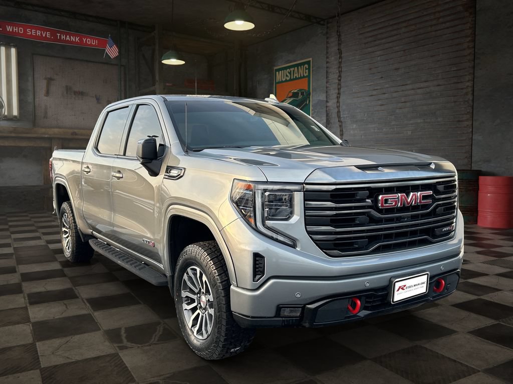 Certified 2023 GMC Sierra 1500 AT4 w/ AT4 Premium Package AWD/4WD image 7