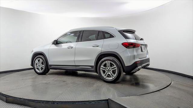 Used 2021 Mercedes-Benz GLA 250 4MATIC w/ Premium Package image 6