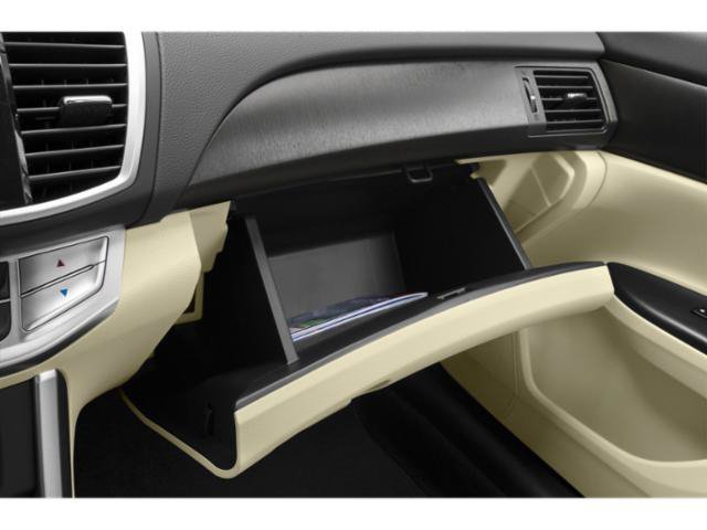 Used 2015 Honda Accord Touring image 16