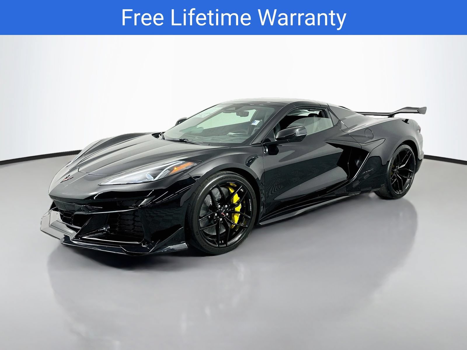 New 2027 Chevrolet Corvette Z06 w/ Z07 Performance Package RWD image 4