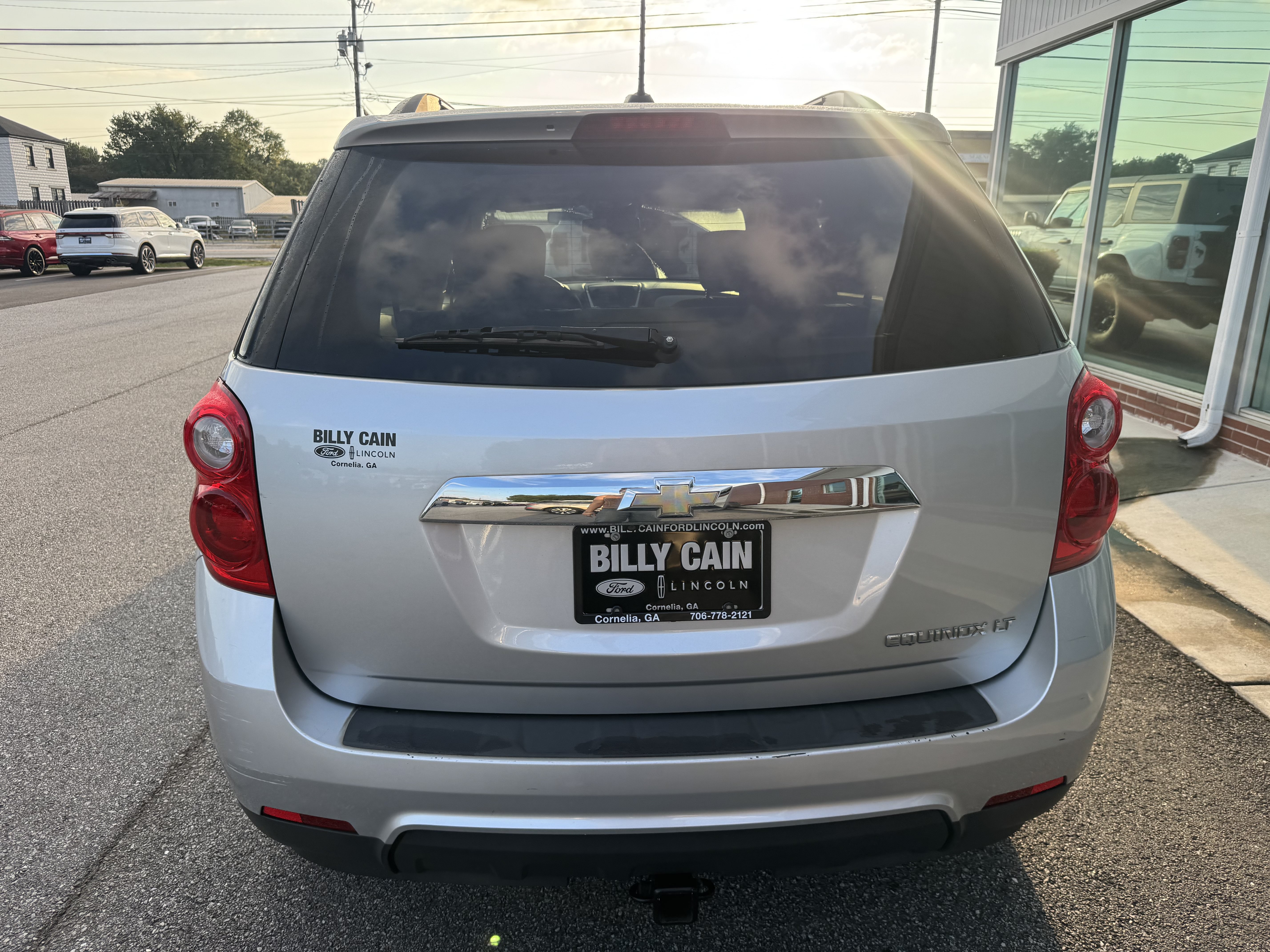 Used 2015 Chevrolet Equinox LT w/ Driver Convenience Package FWD image 3