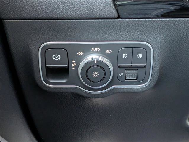 Certified 2025 Mercedes-Benz GLA 250 image 10