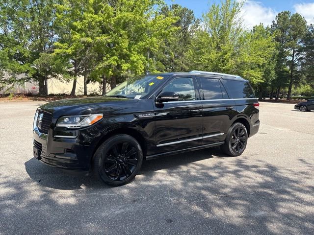 Used 2022 Lincoln Navigator Reserve AWD/4WD image 1