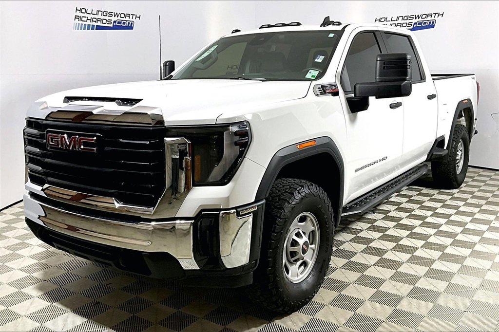 Used 2025 GMC Sierra 2500 Pro image 1