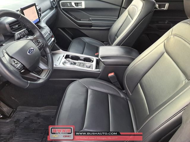 Used 2020 Ford Explorer XLT w/ Equipment Group 202A image 14