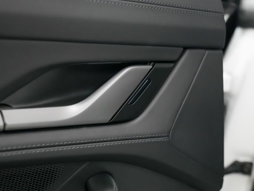 New 2026 Porsche Taycan 4S AWD/4WD image 16