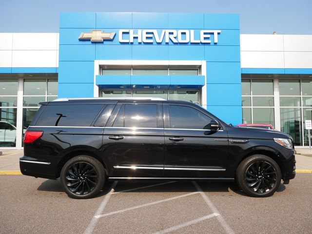 Used 2020 Lincoln Navigator L Reserve w/ Equipment Group 208A Reserve AWD/4WD image 25