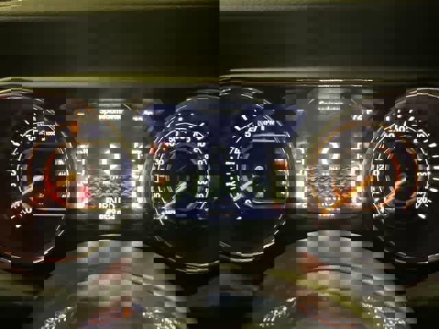 Used 2018 Jeep Wrangler Unlimited Sahara AWD/4WD image 6