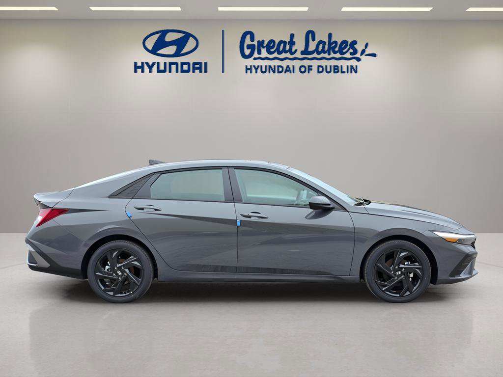 New 2026 Hyundai Elantra Sport image 6