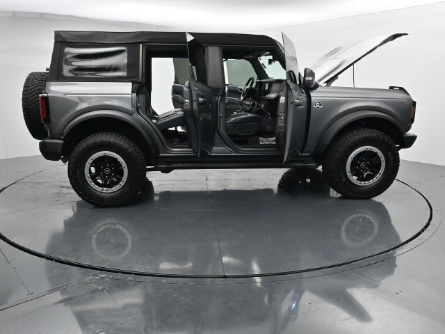 Certified 2023 Ford Bronco Outer Banks w/ Sasquatch Package AWD/4WD image 37