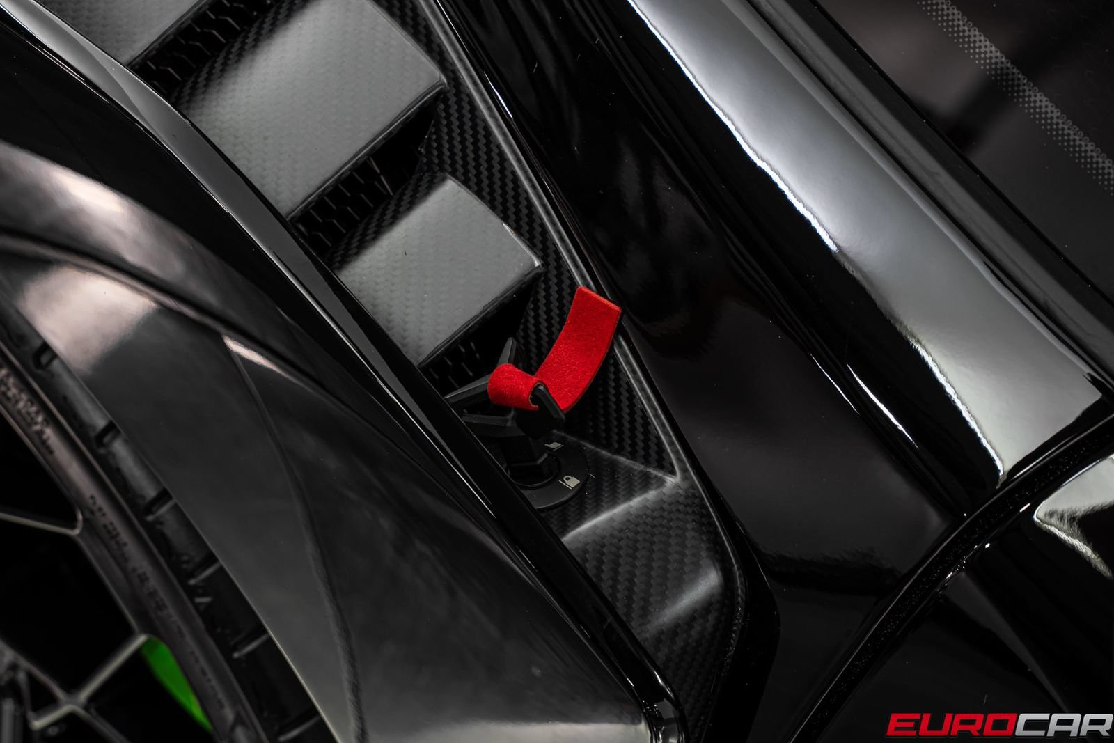 Used 2022 Lamborghini Huracan STO RWD image 16