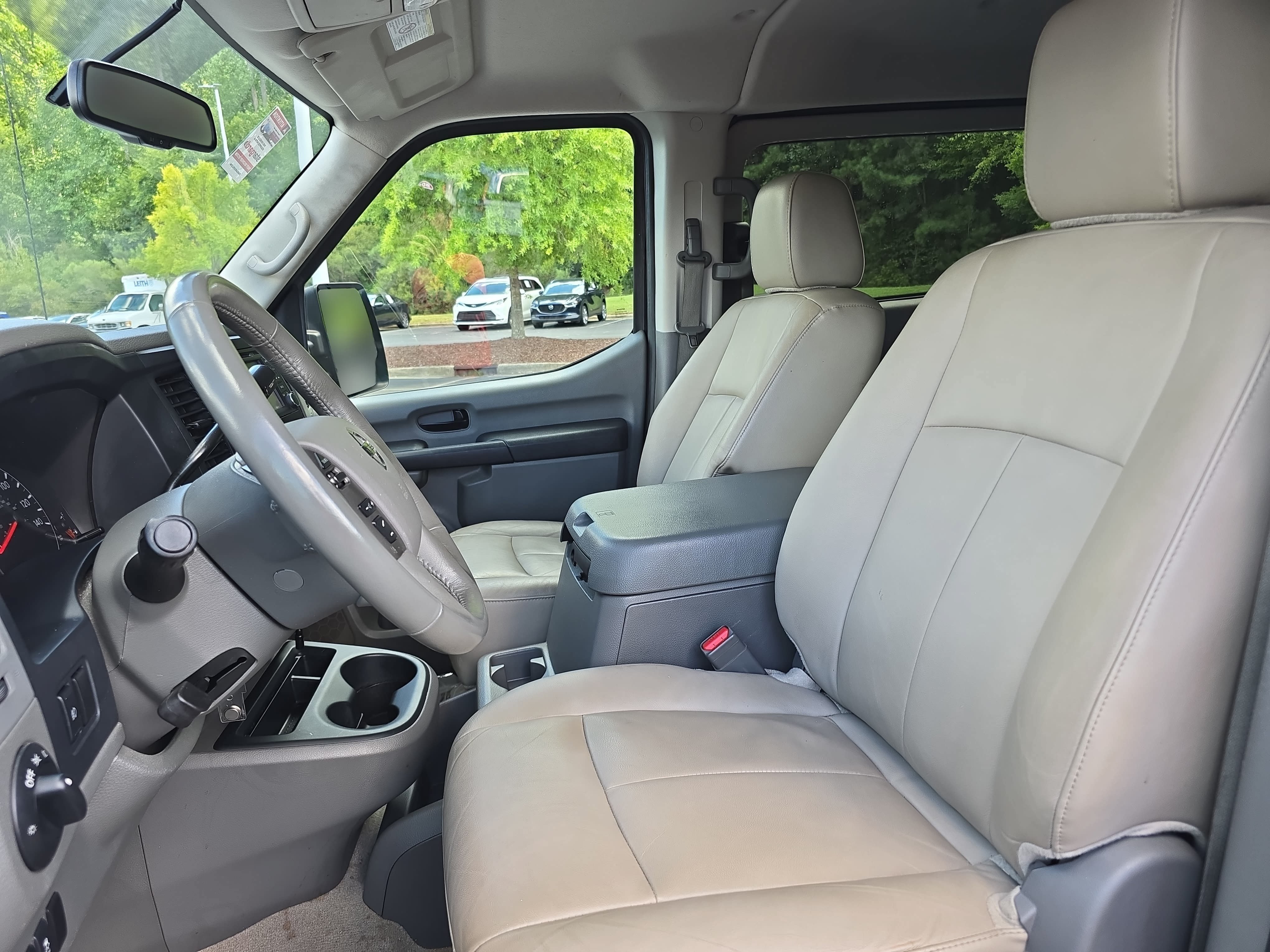 Used 2021 Nissan NV 3500 SL RWD image 14