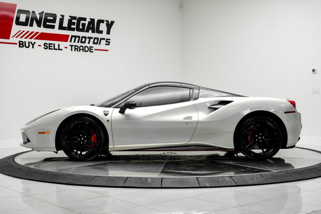 Used 2018 Ferrari 488 Spider RWD image 12
