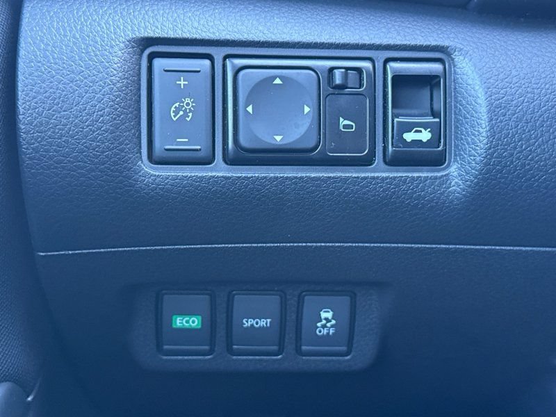 Used 2017 Nissan Sentra SV FWD image 26