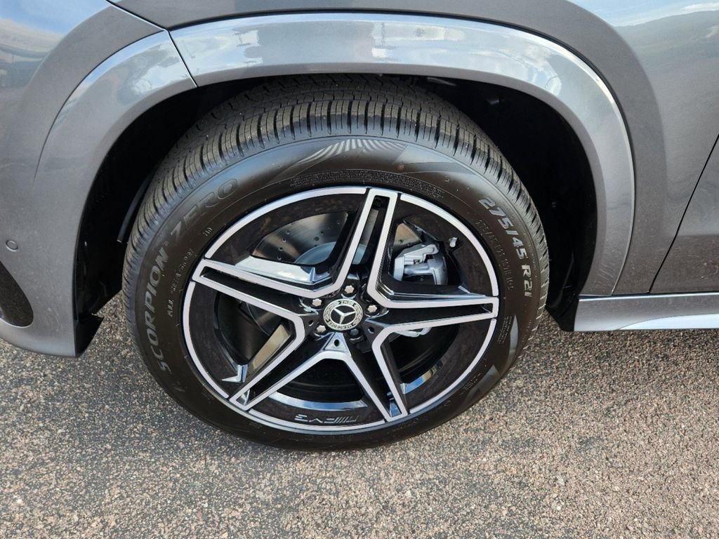 New 2025 Mercedes-Benz GLS 450 4MATIC image 21