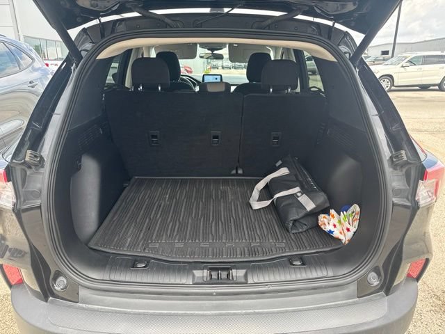 Used 2021 Ford Escape SE w/ SE Sport Appearance Package AWD/4WD image 10