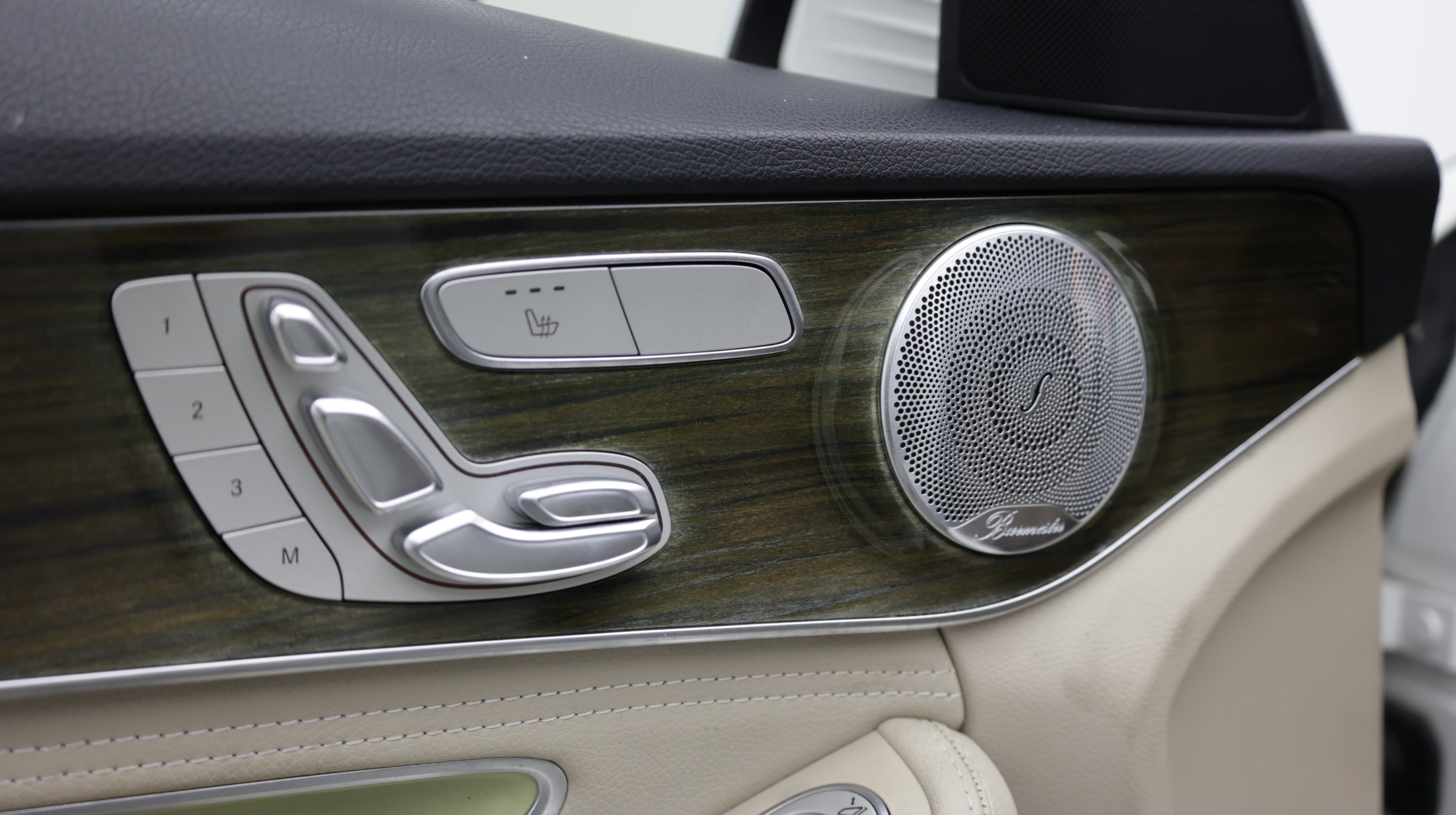 Used 2015 Mercedes-Benz C 300 4MATIC Sedan image 15