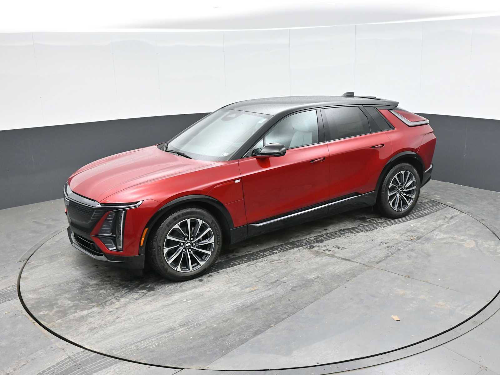 New 2025 Cadillac Lyriq Sport image 30