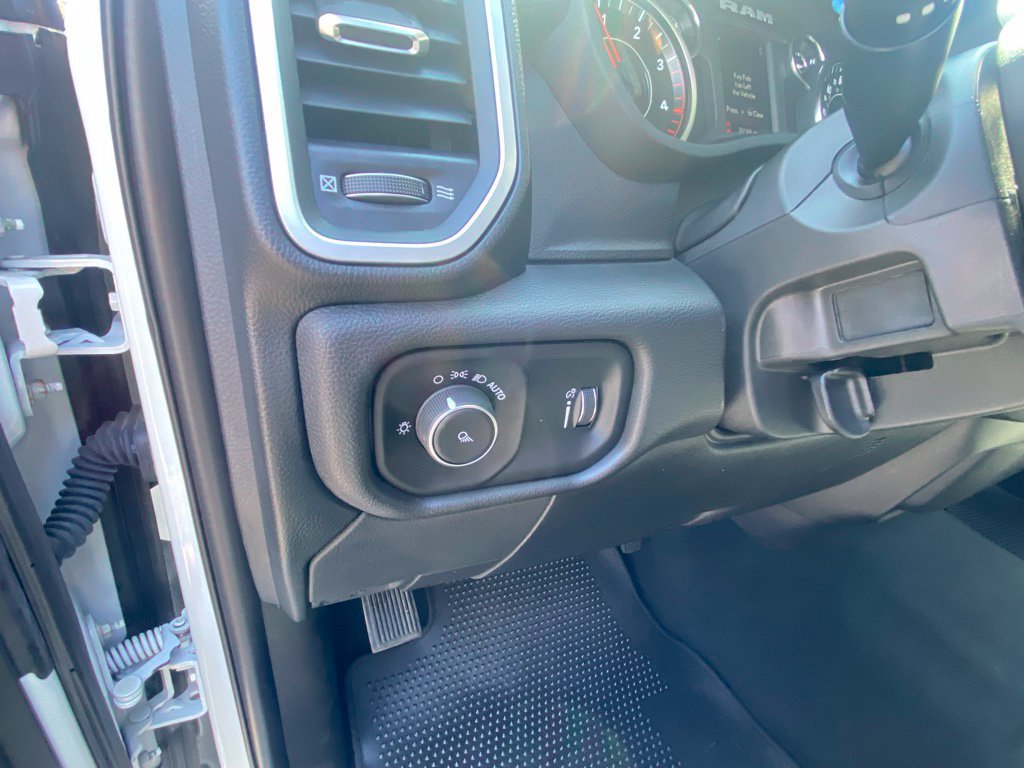 Used 2022 RAM 2500 Big Horn AWD/4WD image 12