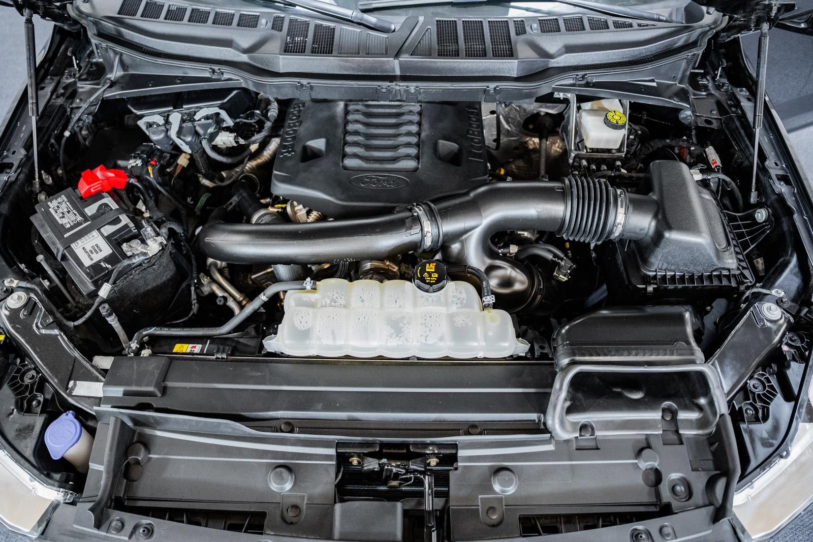 Certified 2021 Ford F150 Lariat w/ Equipment Group 502A High image 27