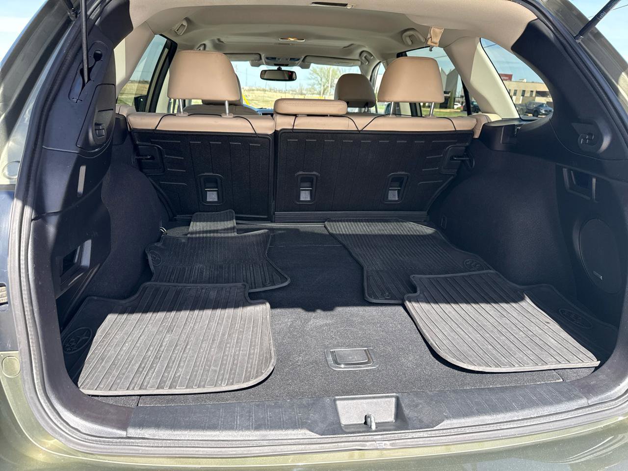 Used 2016 Subaru Outback 2.5i Limited AWD/4WD image 45