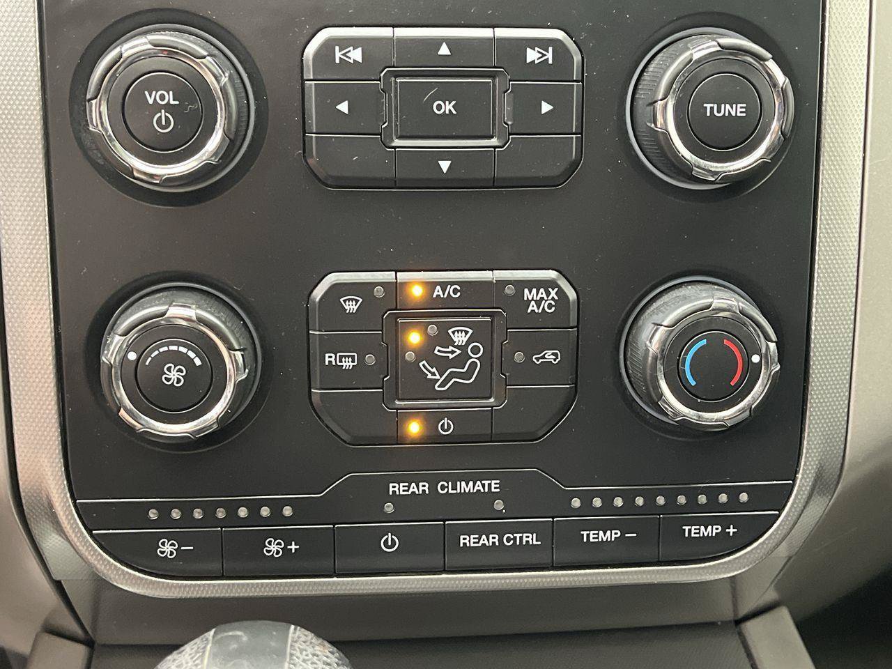Used 2017 Ford Expedition XLT AWD/4WD image 21