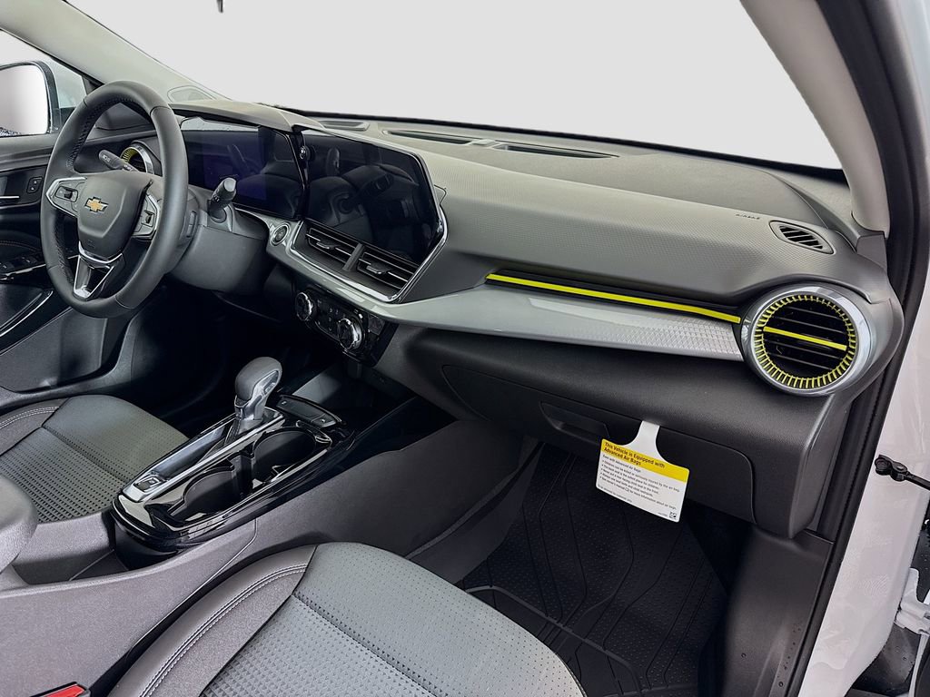 New 2026 Chevrolet Trax LT w/ Driver Confidence Package image 26