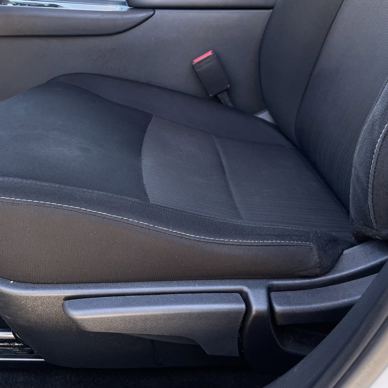 Used 2024 Nissan Sentra SV image 23