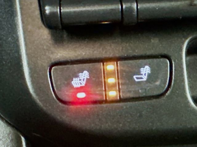 Used 2018 Chevrolet Colorado Z71 image 13