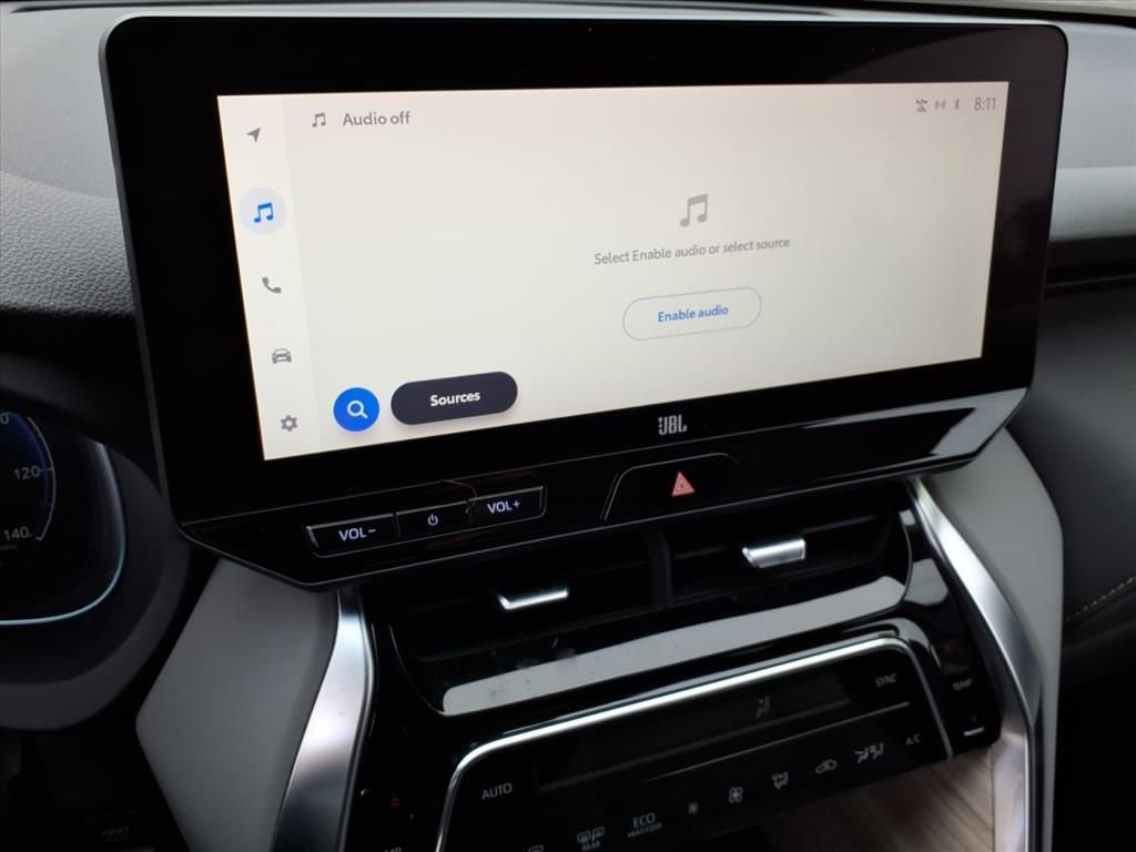 Used 2023 Toyota Venza Limited image 32