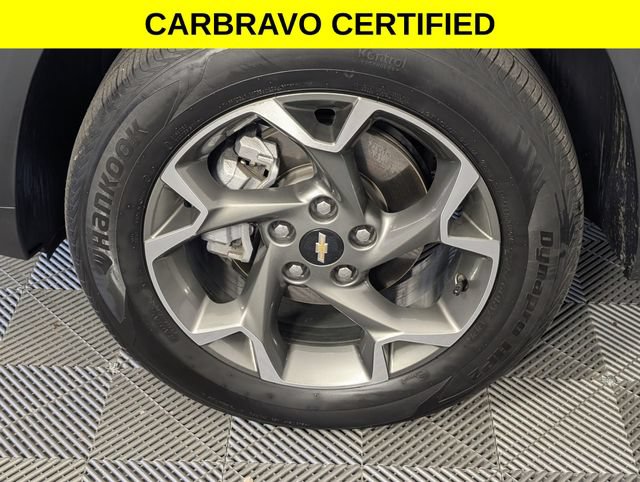 Certified 2025 Chevrolet Trax LT w/ LT Convenience Package FWD image 8