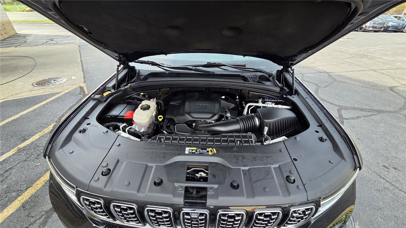 Used 2022 Jeep Grand Cherokee L Summit AWD/4WD image 10