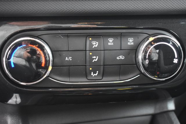 Used 2025 Chevrolet TrailBlazer LT image 25