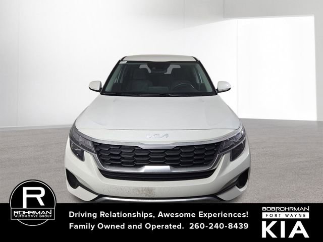 Certified 2023 Kia Seltos LX image 3