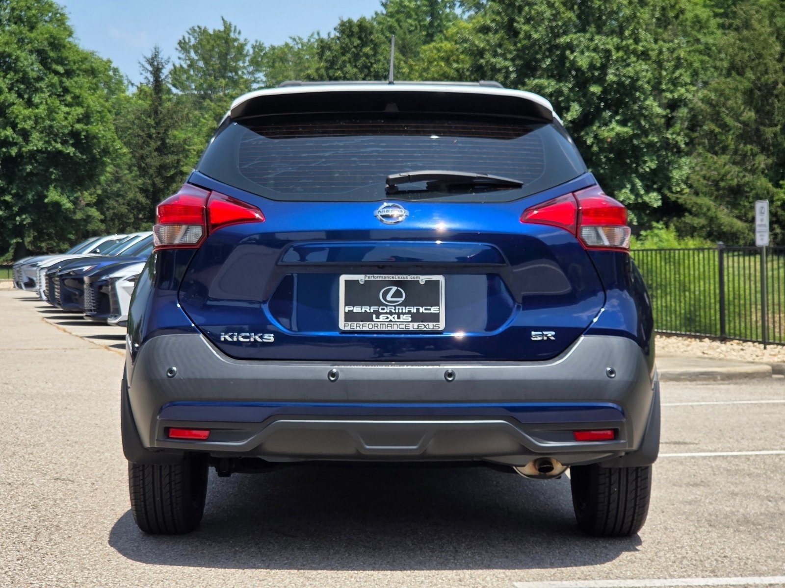 Used 2020 Nissan Kicks SR FWD image 24
