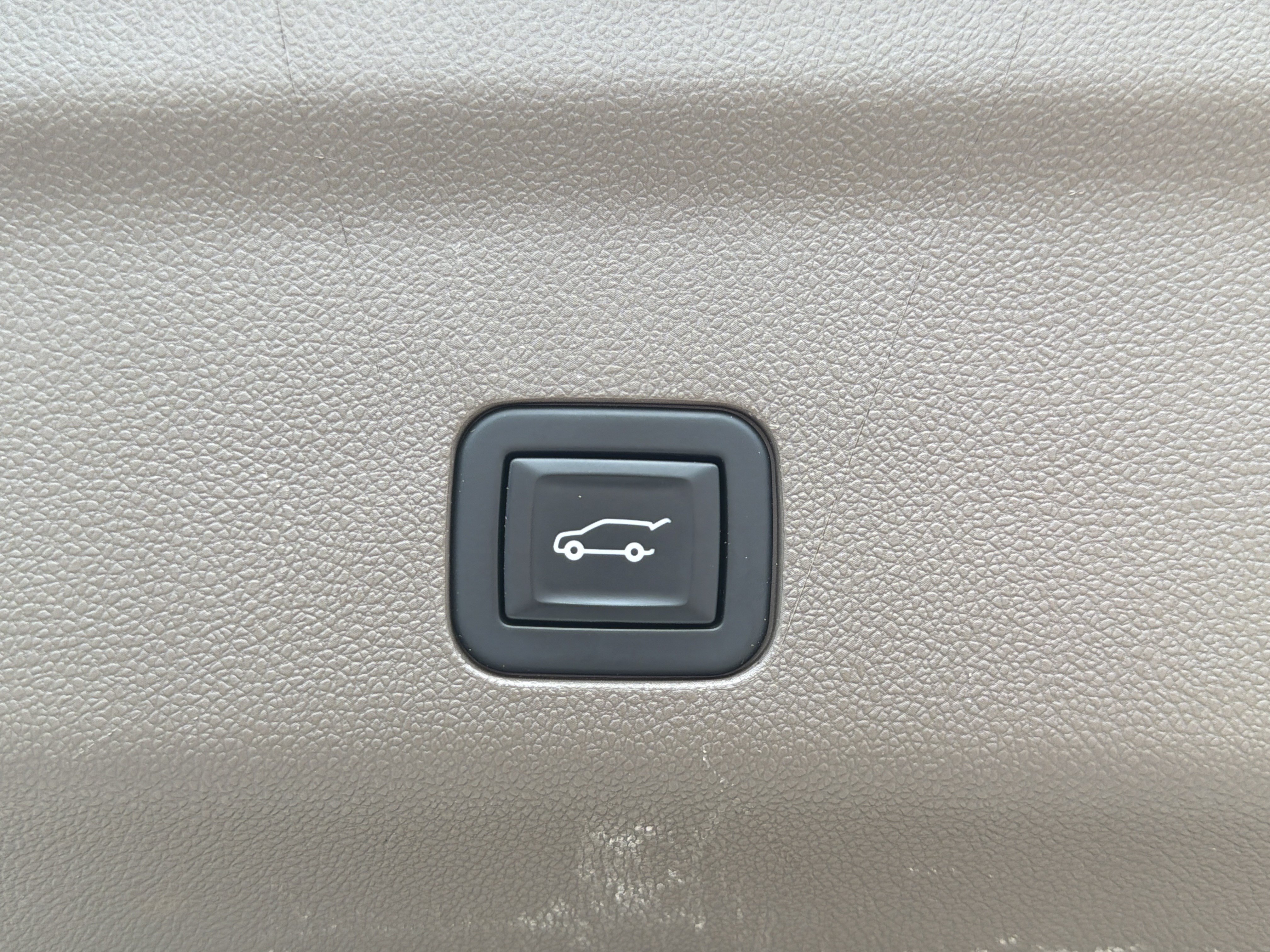 Used 2021 GMC Yukon Denali AWD/4WD image 23