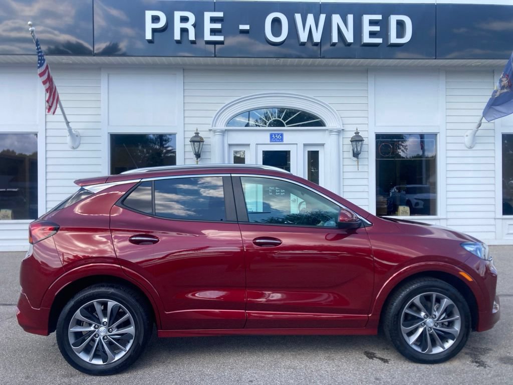 Certified 2023 Buick Encore GX Select w/ Sport Touring Package FWD image 4