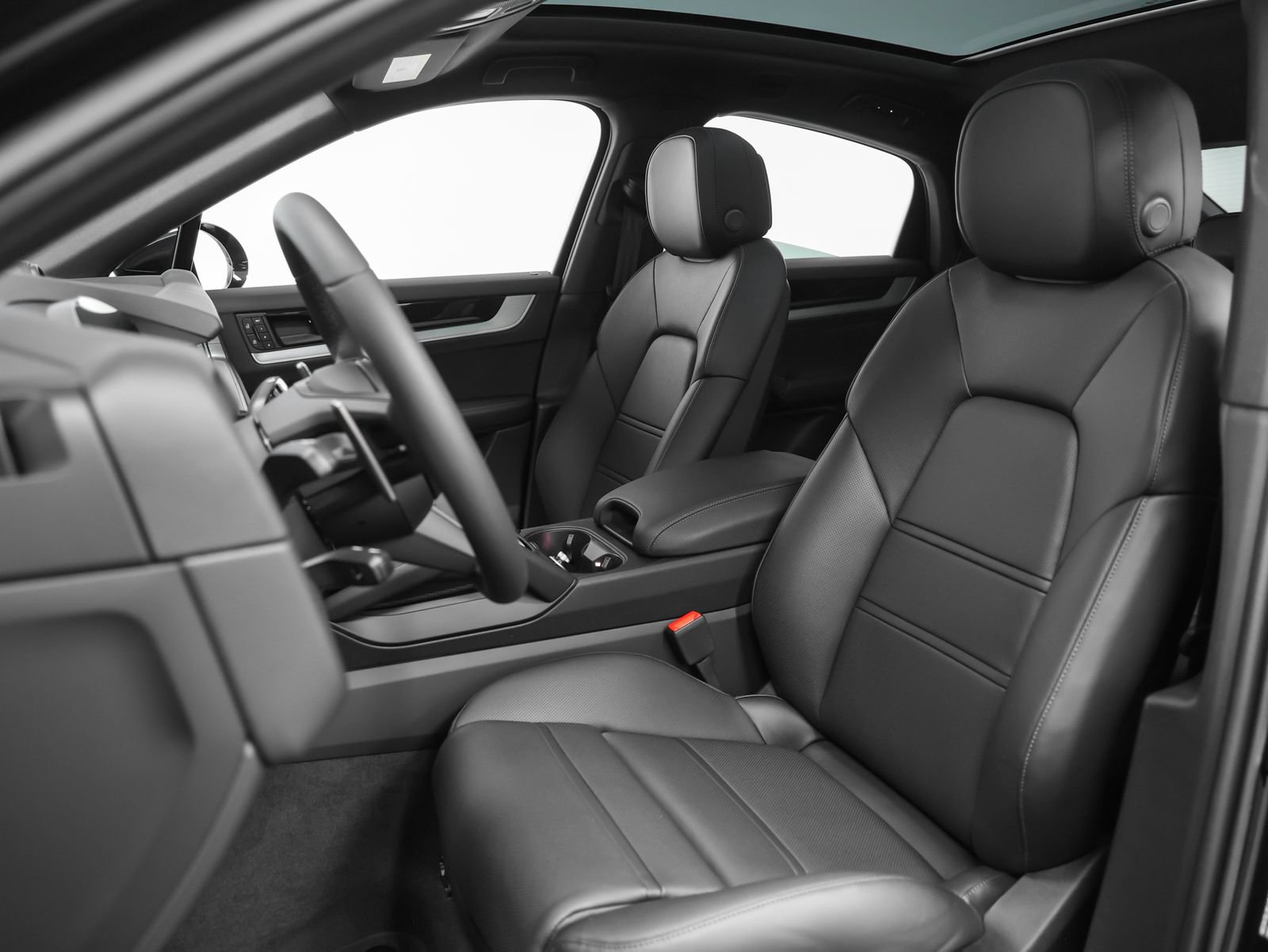 New 2026 Porsche Cayenne Coupe AWD/4WD image 43