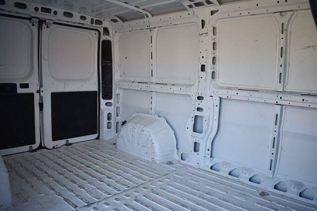 Used 2025 RAM ProMaster 2500 w/ Convenience Group FWD image 17