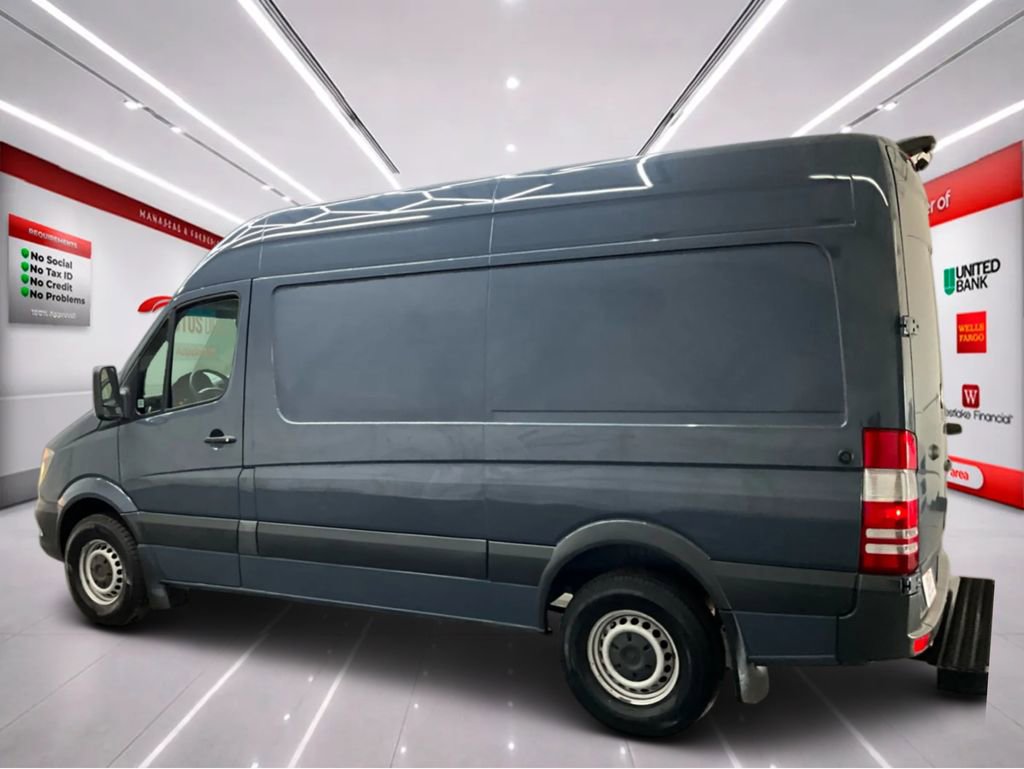 Used 2018 Mercedes-Benz Sprinter 2500 image 4