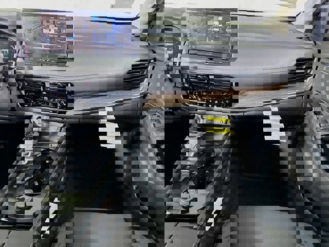 New 2026 Nissan Rogue Platinum image 24