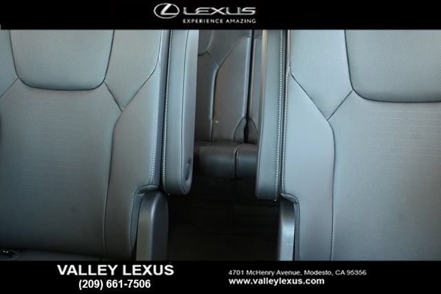 New 2026 Lexus TX 500h AWD image 15