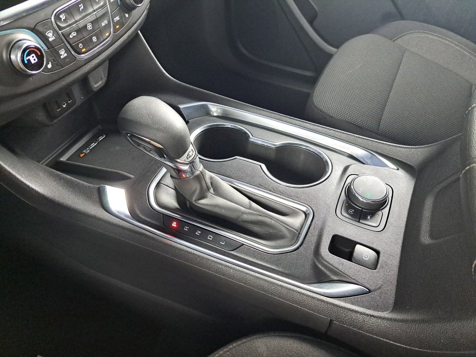 Certified 2022 Chevrolet Traverse LT image 29