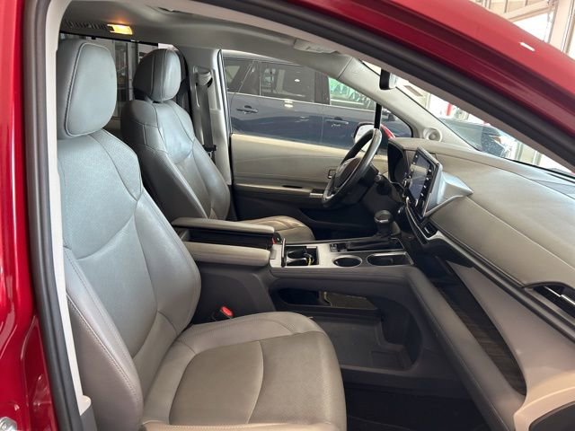 Used 2021 Toyota Sienna Limited AWD/4WD image 20