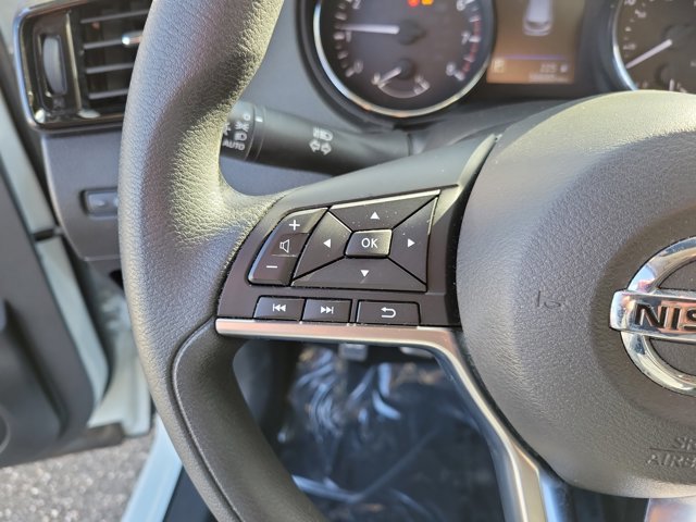 Used 2022 Nissan Rogue Sport S image 21