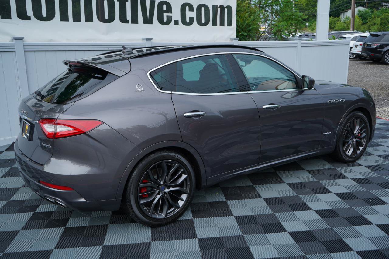 Used 2018 Maserati Levante S GranSport AWD/4WD image 5