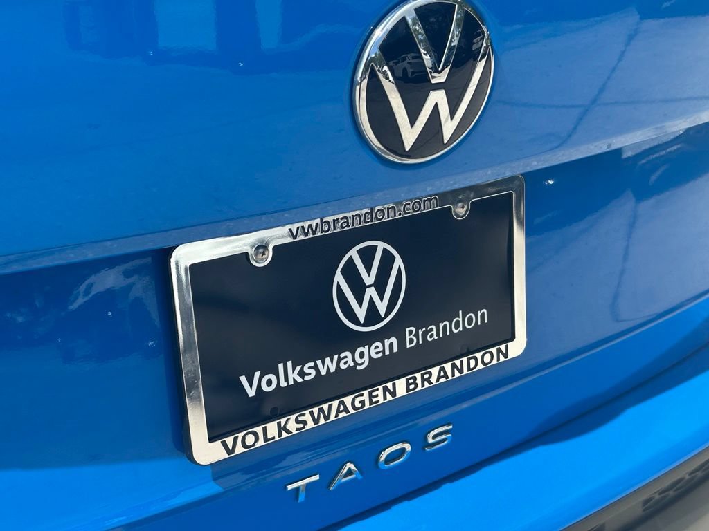 Certified 2022 Volkswagen Taos SE FWD image 32